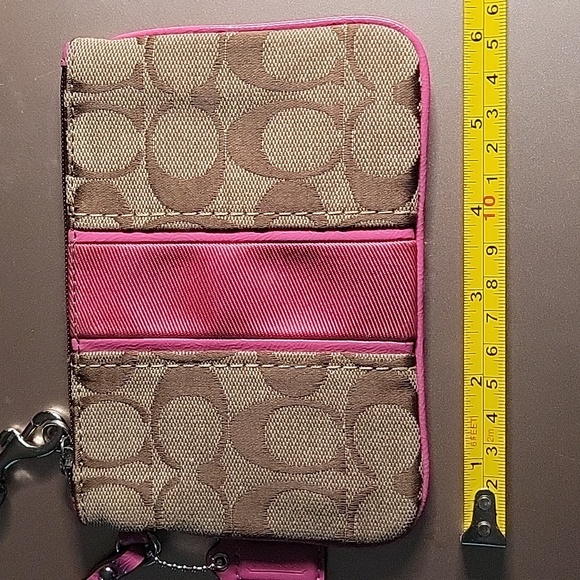 Coach Signature Pink and Tan Canvas Wristlet Clean No Tears - Picture 2 of 10